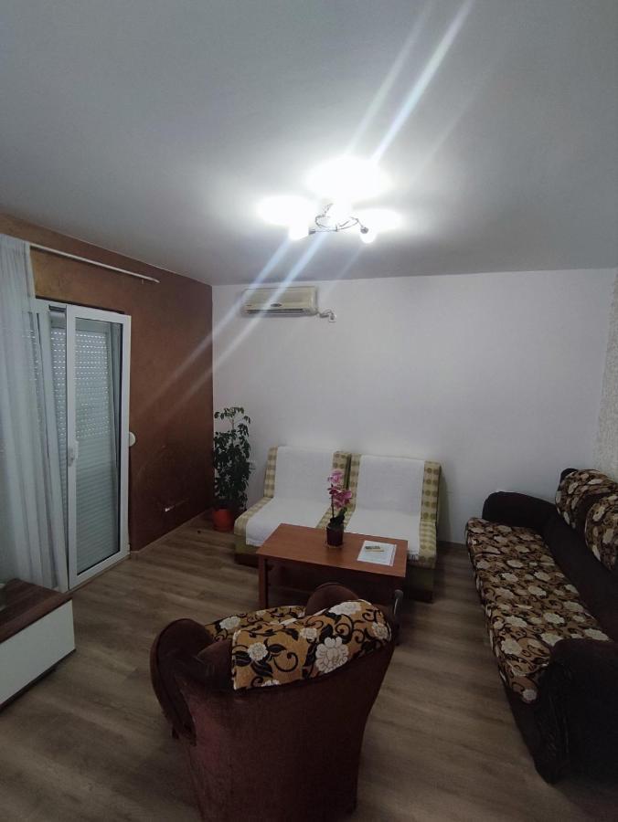 Apartmani Bellami Bečići Esterno foto